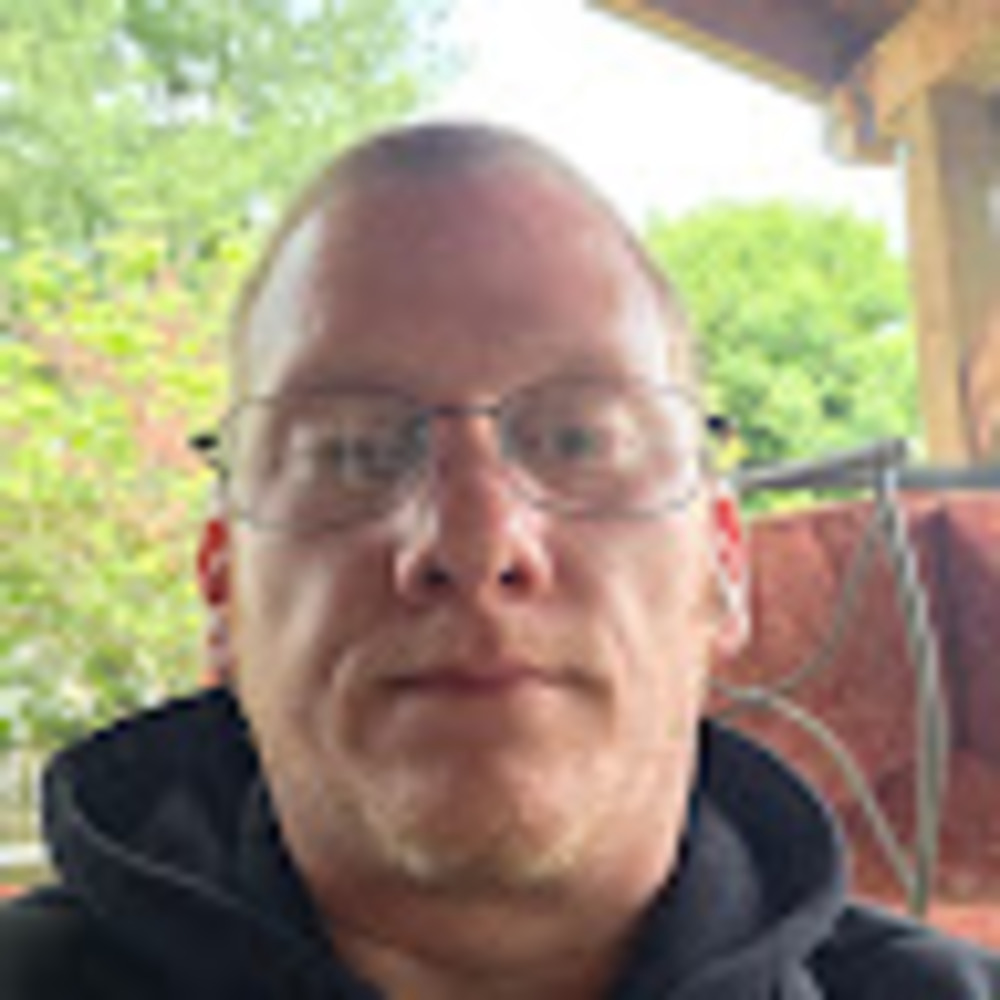 Meet your Posher, Chris
